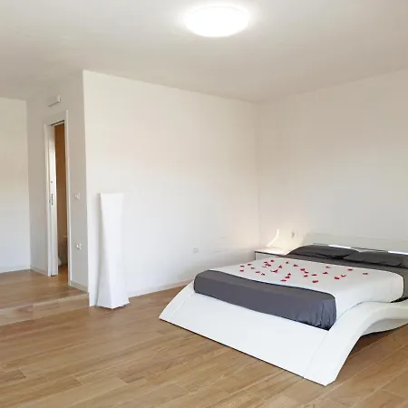 Guest house - La Bella