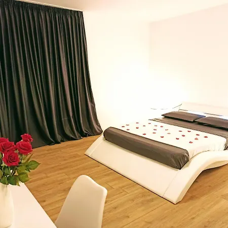 Guest house - La Bella *