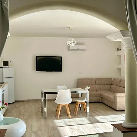 - La Bella Guest house Orosei